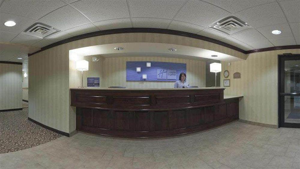 Holiday Inn Express Greensburg By Ihg Екстер'єр фото