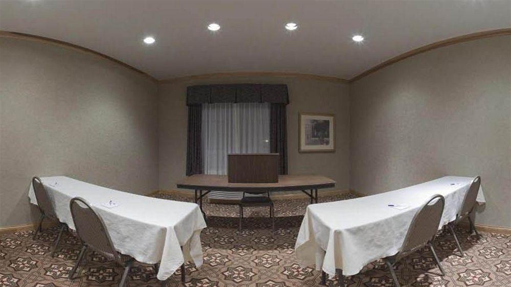 Holiday Inn Express Greensburg By Ihg Екстер'єр фото