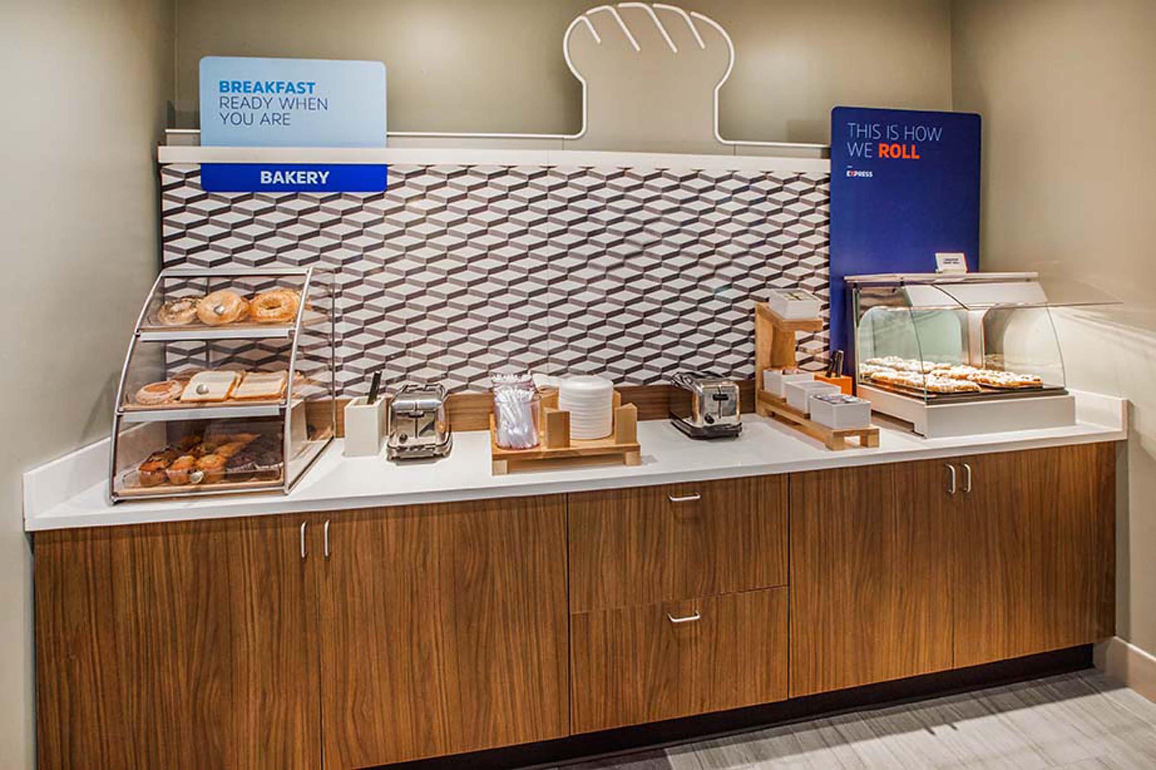 Holiday Inn Express Greensburg By Ihg Екстер'єр фото